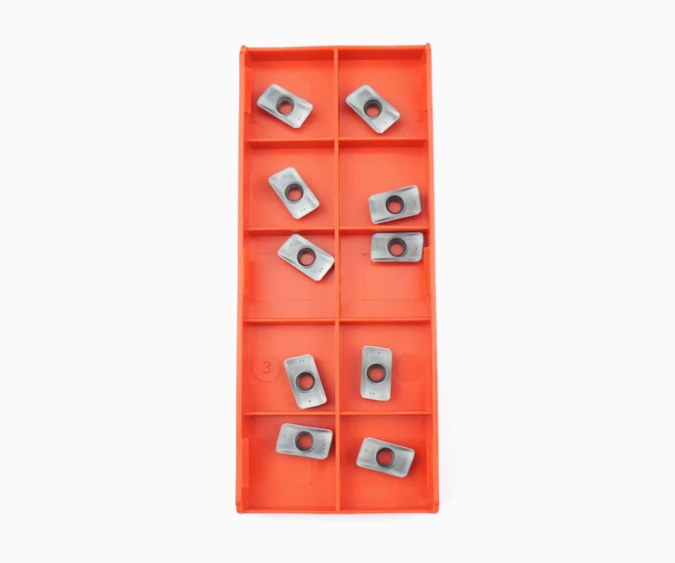 Пластина твердосплавная фрезерная APMT1135PDER-M YC6570