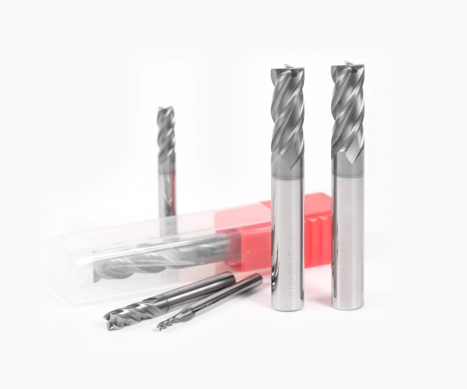 Фреза квадратная концевая 4 зуба HRC45